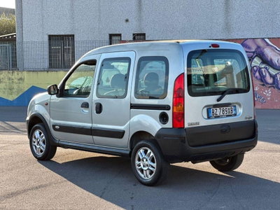 Renault Kangoo 1.9 dCi 4x4 4p. Authentique (4)
