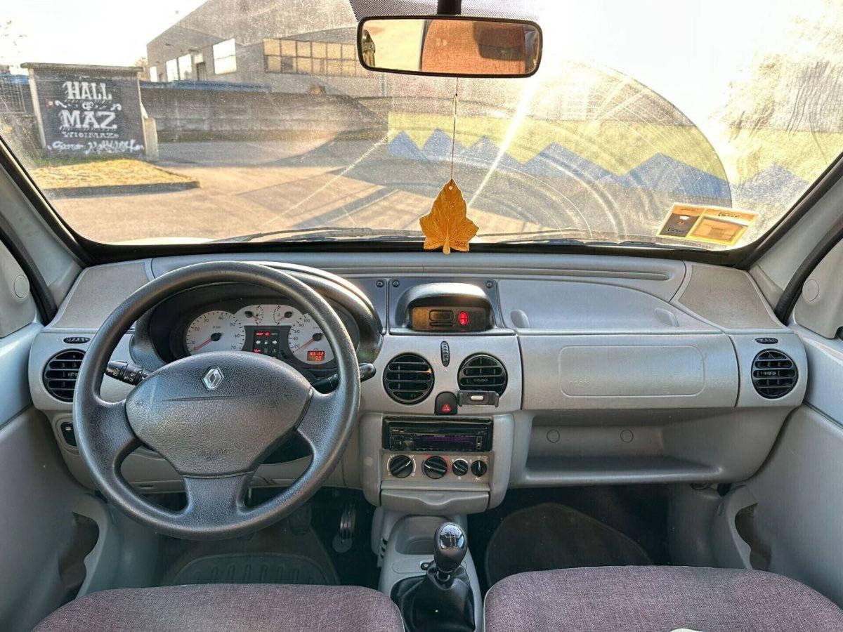 Renault Kangoo 1.9 dCi 4x4 4p. Authentique (7)