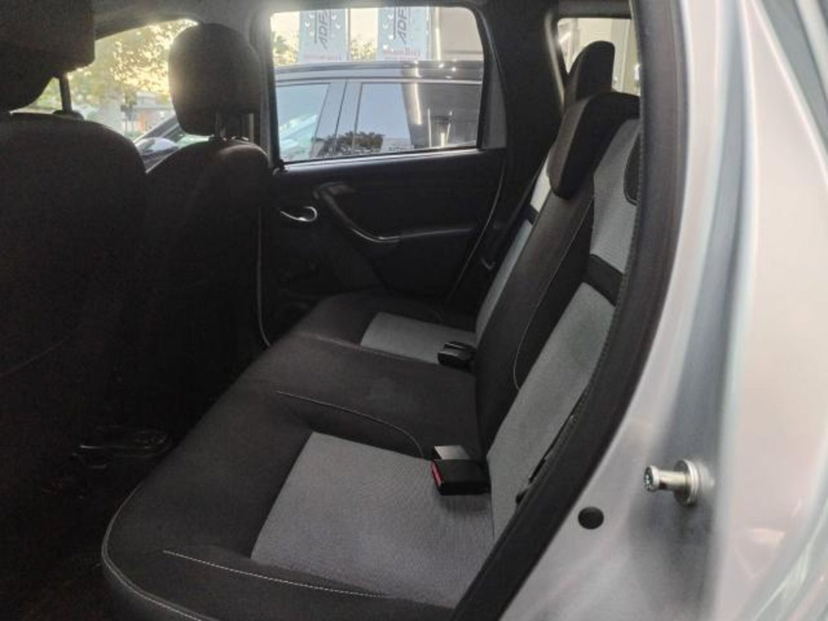 Dacia Duster 1.5 dCi 110CV 4x2 Ambiance (10)