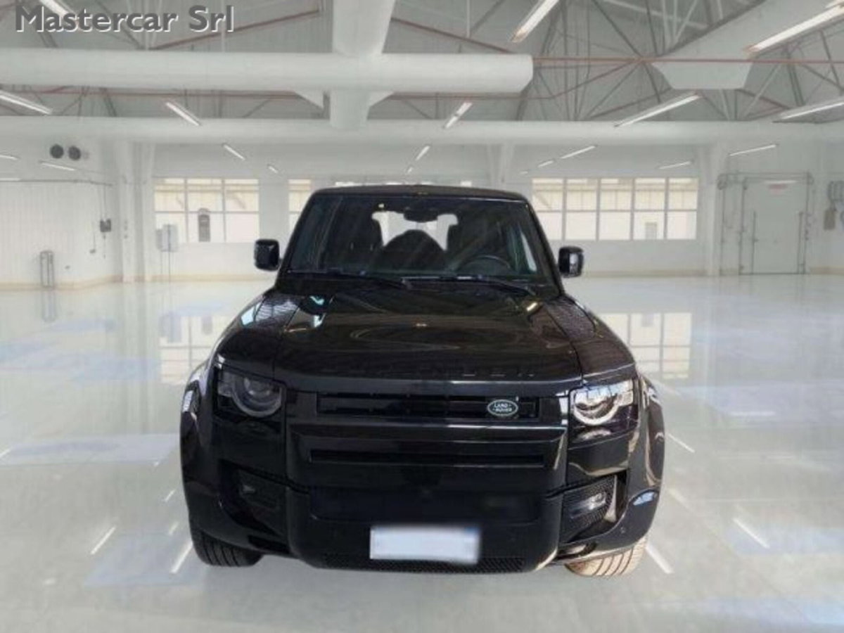 Land Rover Defender 110 3.0d i6 mhev X-Dynamic HSE awd 250cv auto (3)