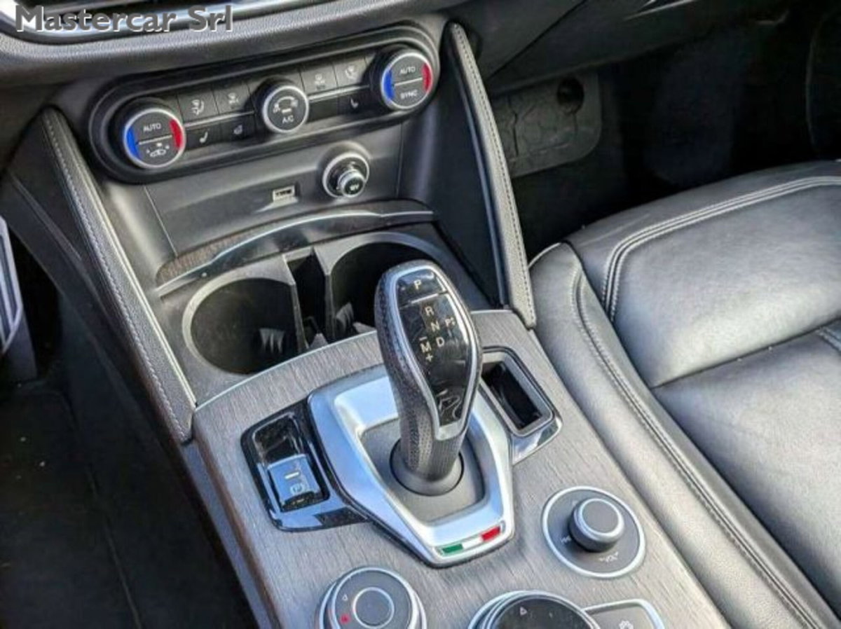Alfa Romeo Stelvio 2.2 t Intensa Q4 210cv auto (7)