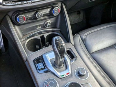 Alfa Romeo Stelvio 2.2 t Intensa Q4 210cv auto (7)