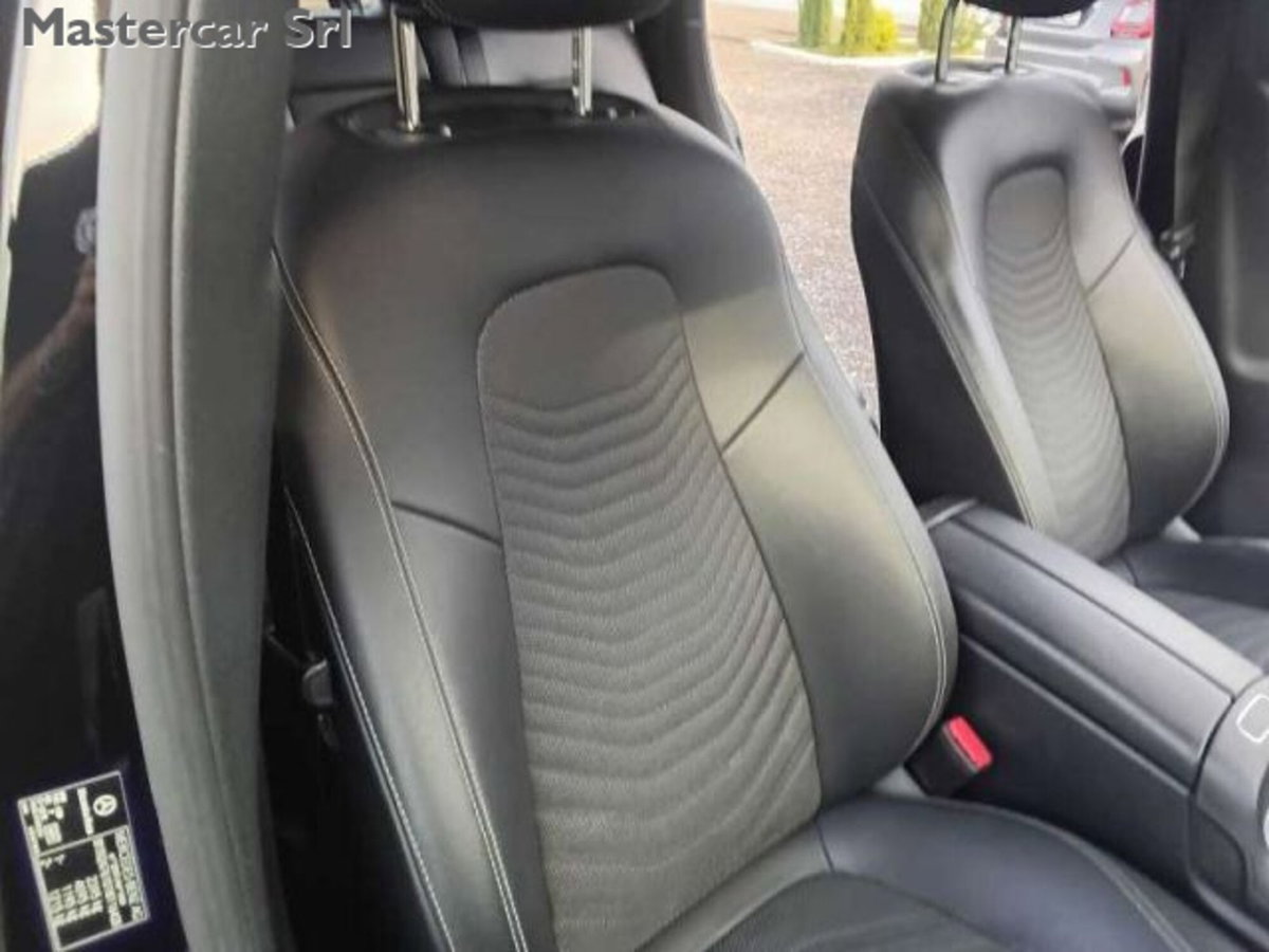 Mercedes-Benz GLB 180 d Business Extra auto 7p.ti (8)