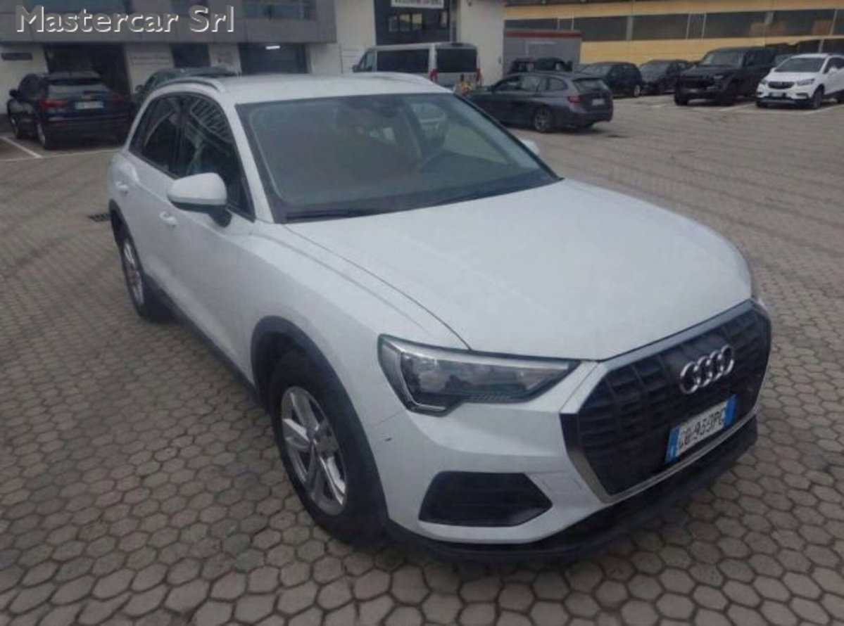 Audi Q3 40 2.0 tfsi Business quattro s-tronic (4)