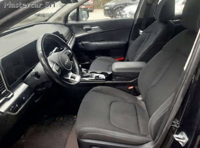 Kia Sportage 1.6 crdi mhev Business dct (6)
