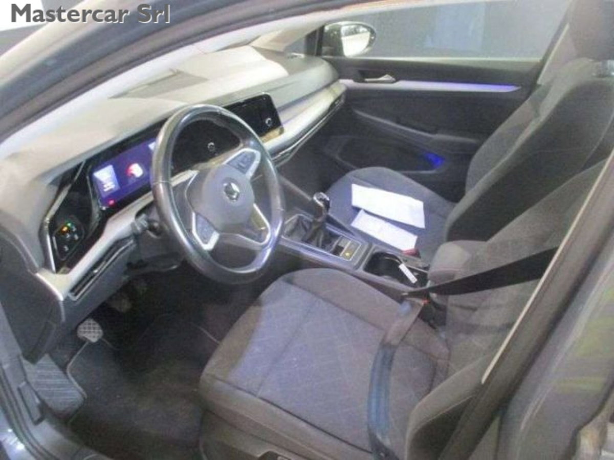 Volkswagen Golf 2.0 tdi Life 115cv (6)
