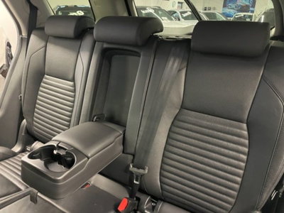 Land Rover Discovery Sport 2.0 TD4 150 CV Pure (14)
