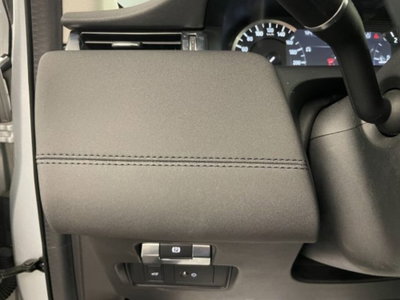 Land Rover Discovery Sport 2.0 TD4 150 CV Pure (16)