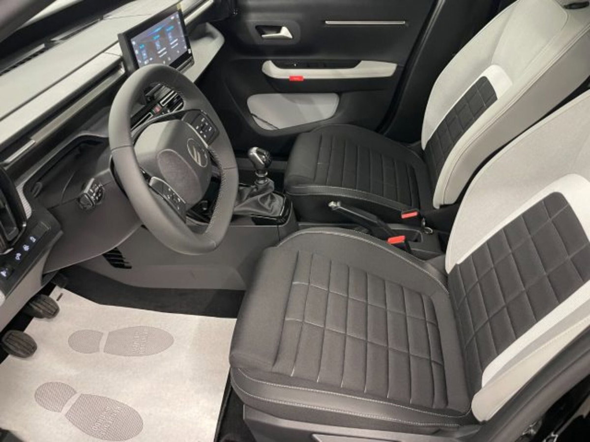 Citroen C3 1.2 turbo Max 100cv s&s (20)