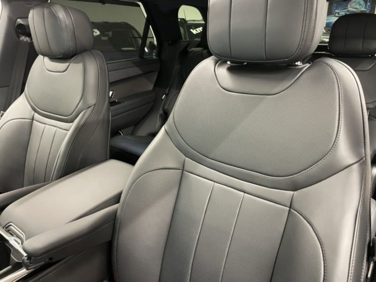 Land Rover Range Rover Sport 3.0D l6 300 CV HSE Dynamic Stealth (6)
