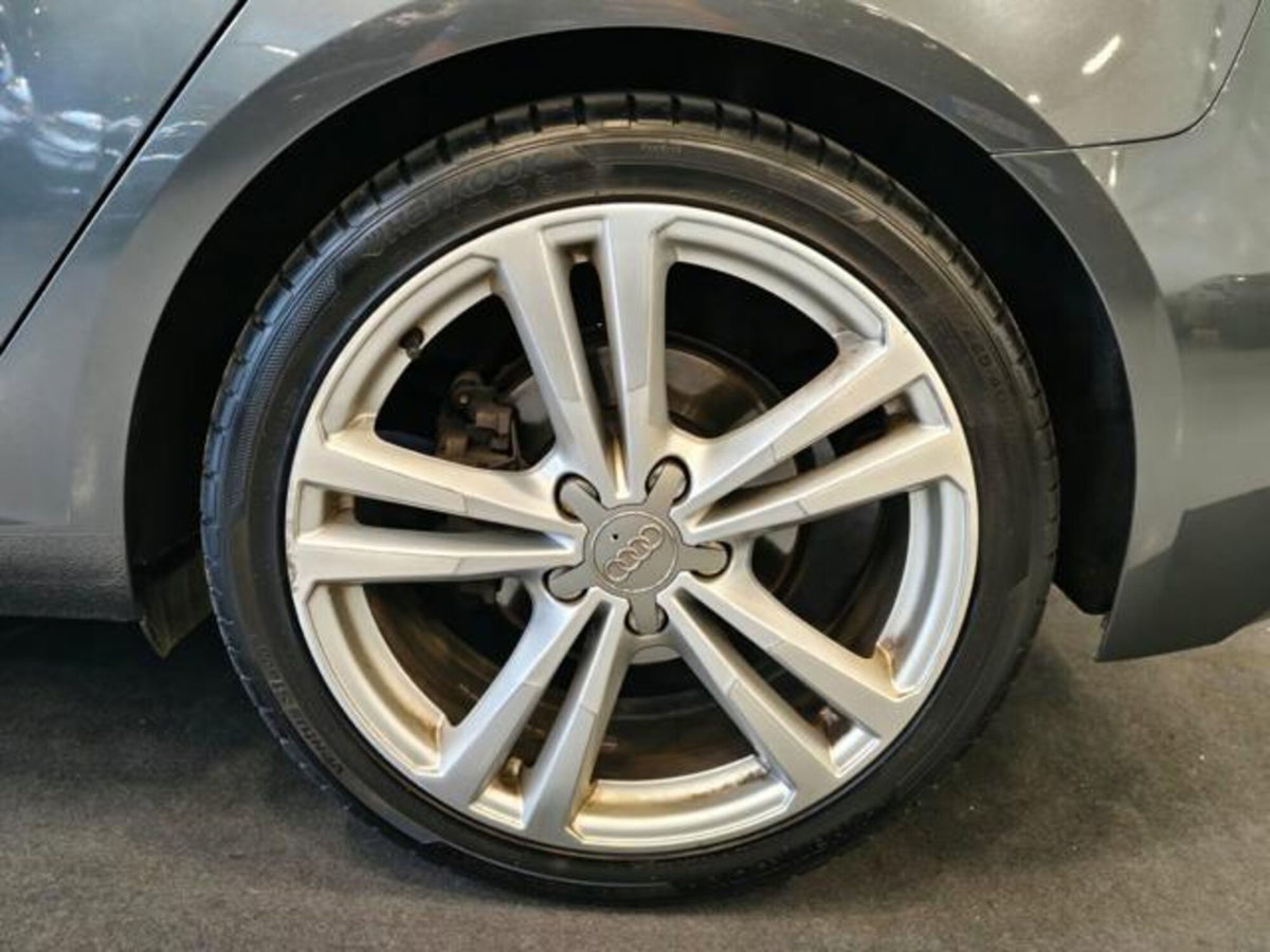Audi A3 2.0 TDI S tronic Attraction (7)