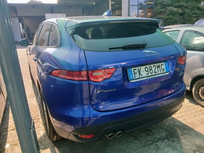 Jaguar F-Pace 2.0 D 180 CV AWD Pure (9)