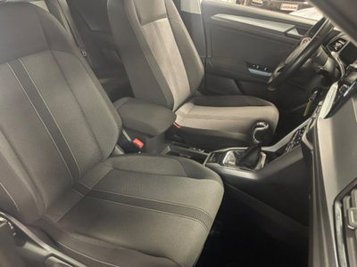 Volkswagen T-Roc 1.0 TSI Life (12)