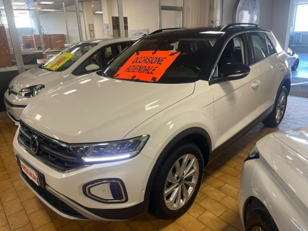 Volkswagen T-Roc 1.0 TSI Life (4)
