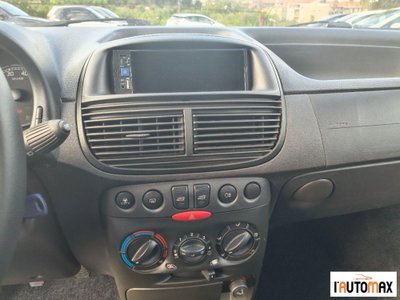 Fiat Punto 1.2 5 porte Actual (10)