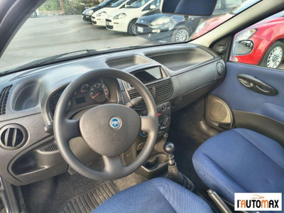 Fiat Punto 1.2 5 porte Actual (8)