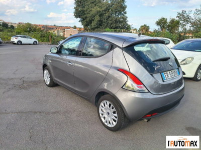 Lancia Ypsilon 1.2 69 CV 5 porte Silver (5)