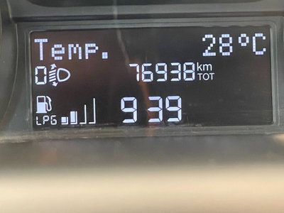 Lancia Ypsilon 1.2 69 CV 5 porte GPL Ecochic Silver (14)