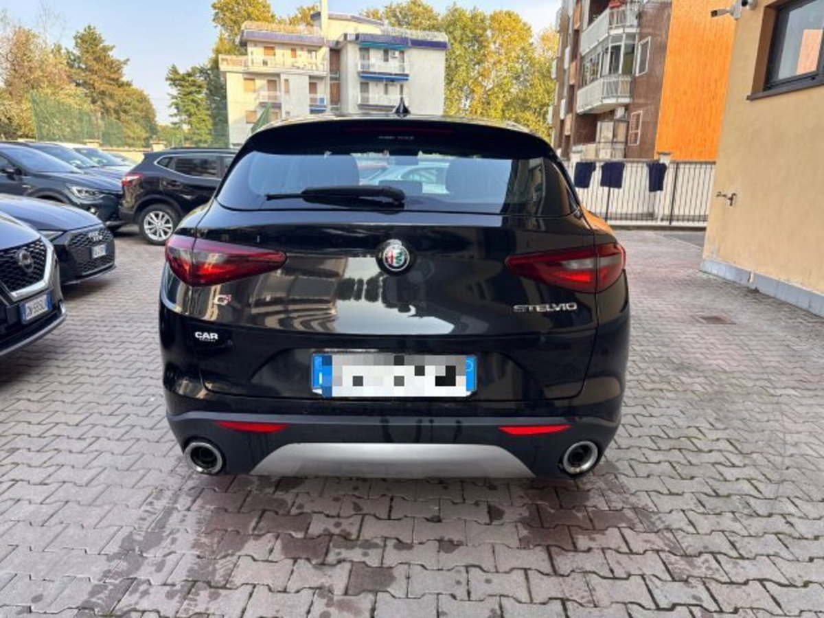 Alfa Romeo Stelvio Stelvio 2.2 Turbodiesel 190 CV AT8 Q4 Business (6)