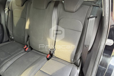 Ford Kuga 1.5 TDCI 120 CV S&S 2WD Business (13)