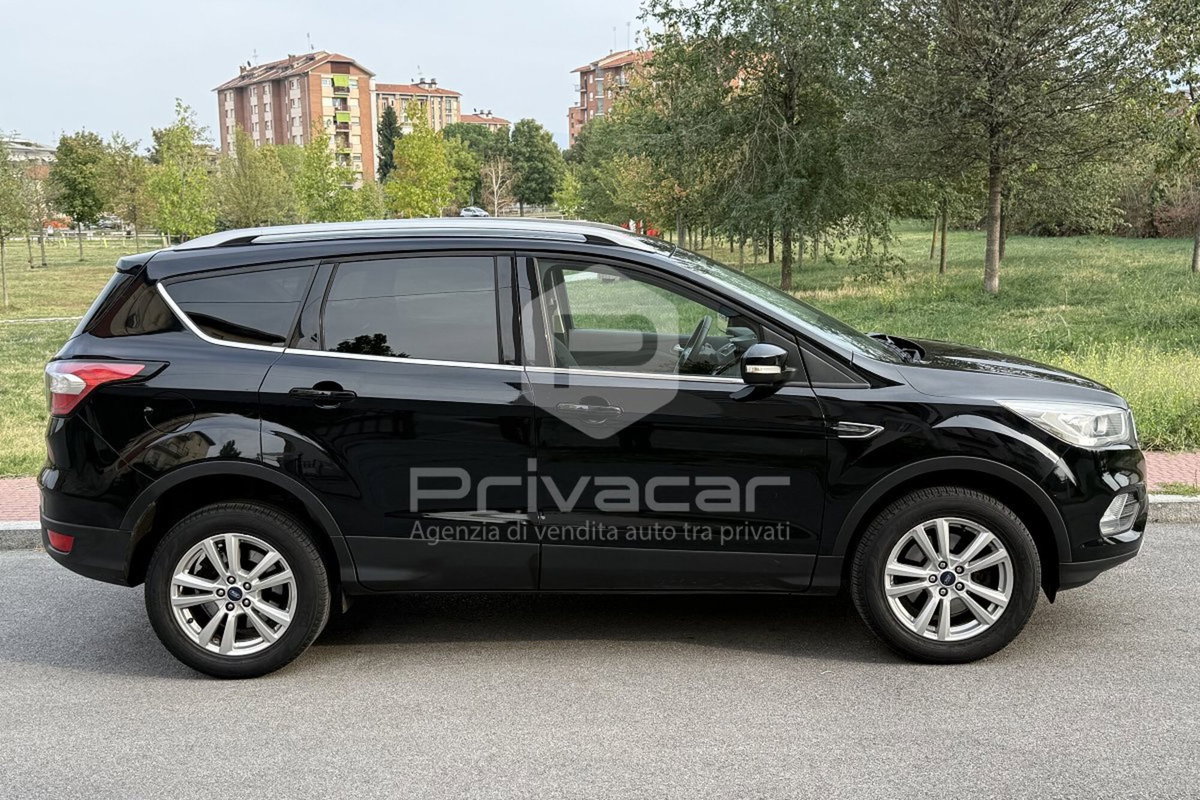 Ford Kuga 1.5 TDCI 120 CV S&S 2WD Business (4)