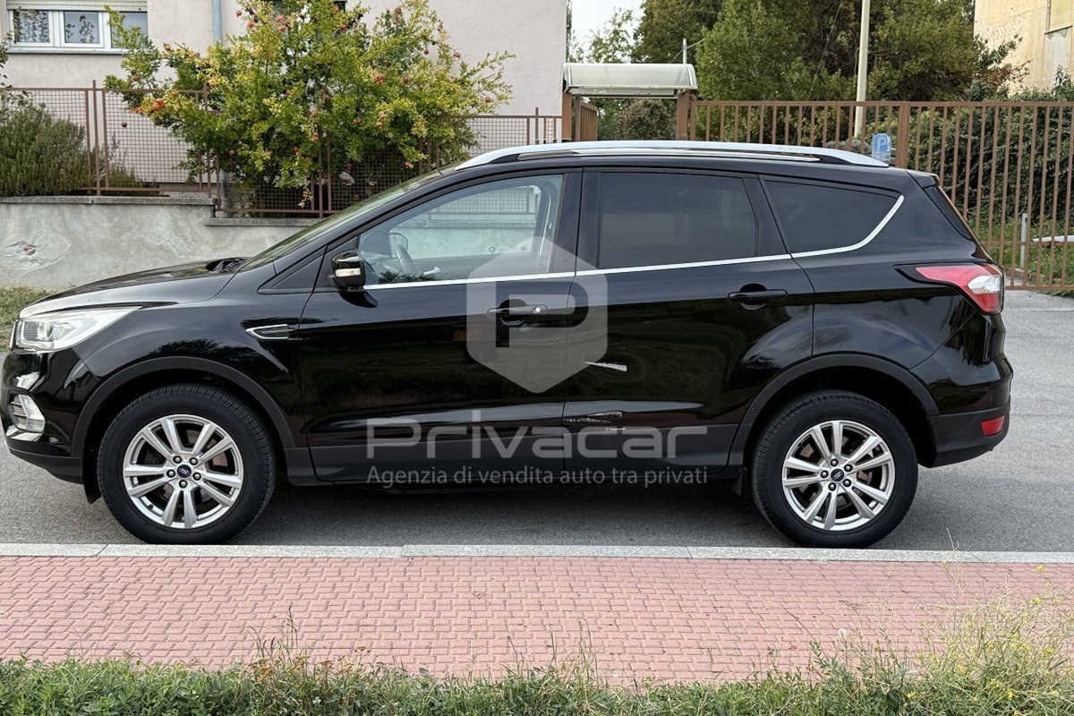 Ford Kuga 1.5 TDCI 120 CV S&S 2WD Business (8)