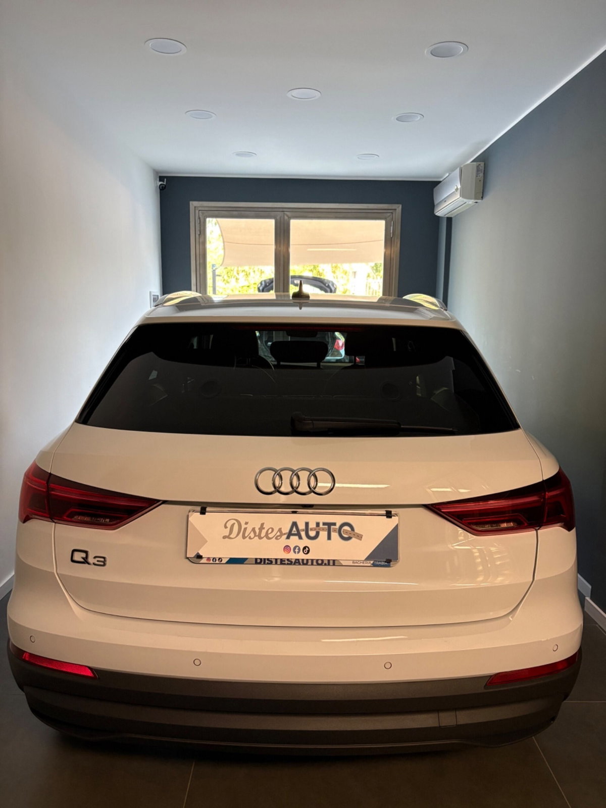 Audi Q3 35 TDI quattro S tronic Business (5)