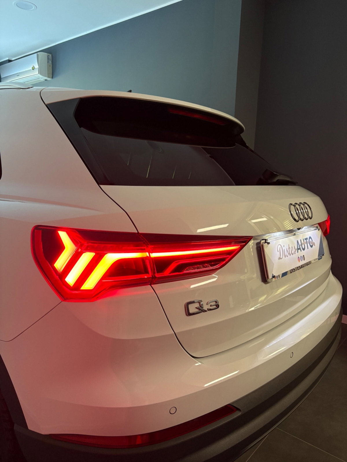 Audi Q3 35 TDI quattro S tronic Business (7)