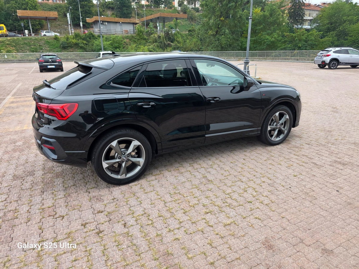 Audi Q3 45 TFSI quattro S tronic Business Advanced (12)
