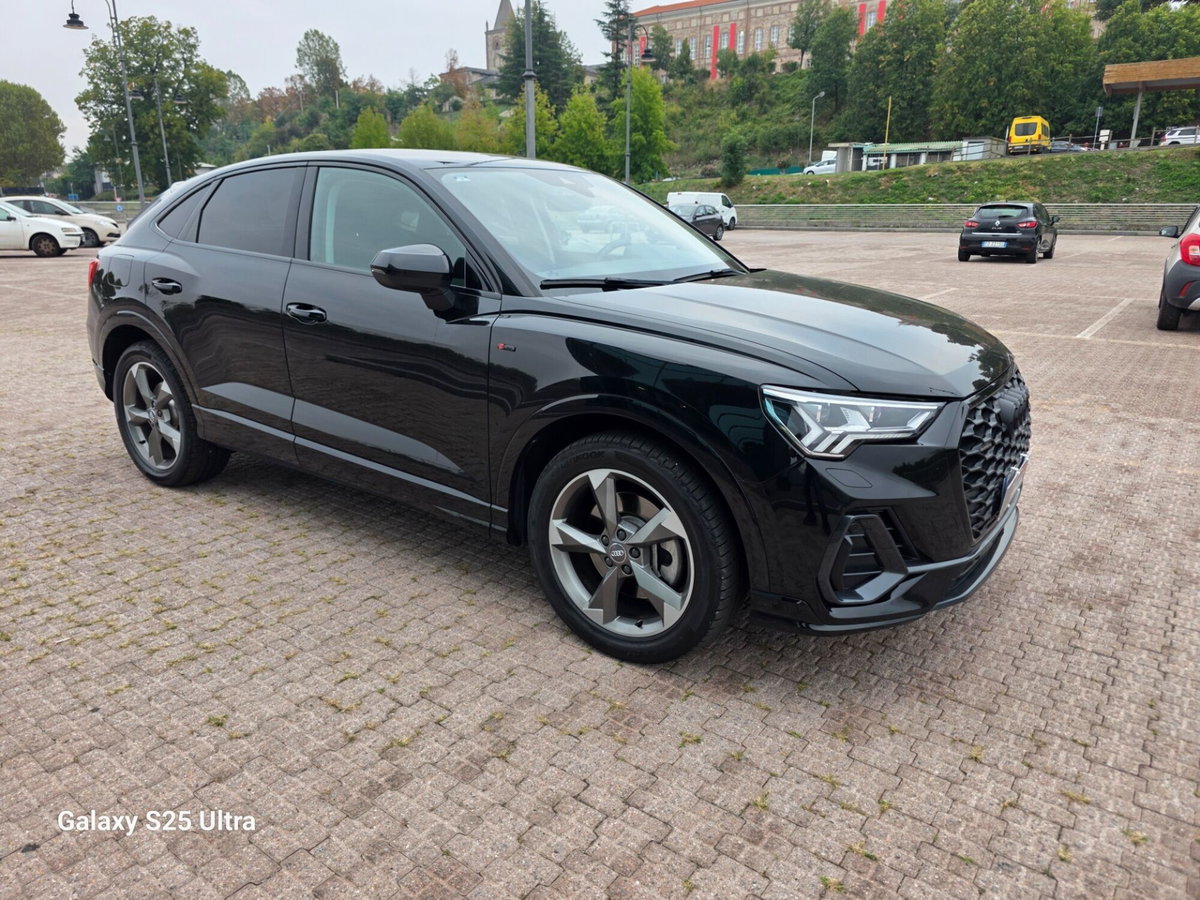 Audi Q3 45 TFSI quattro S tronic Business Advanced (3)