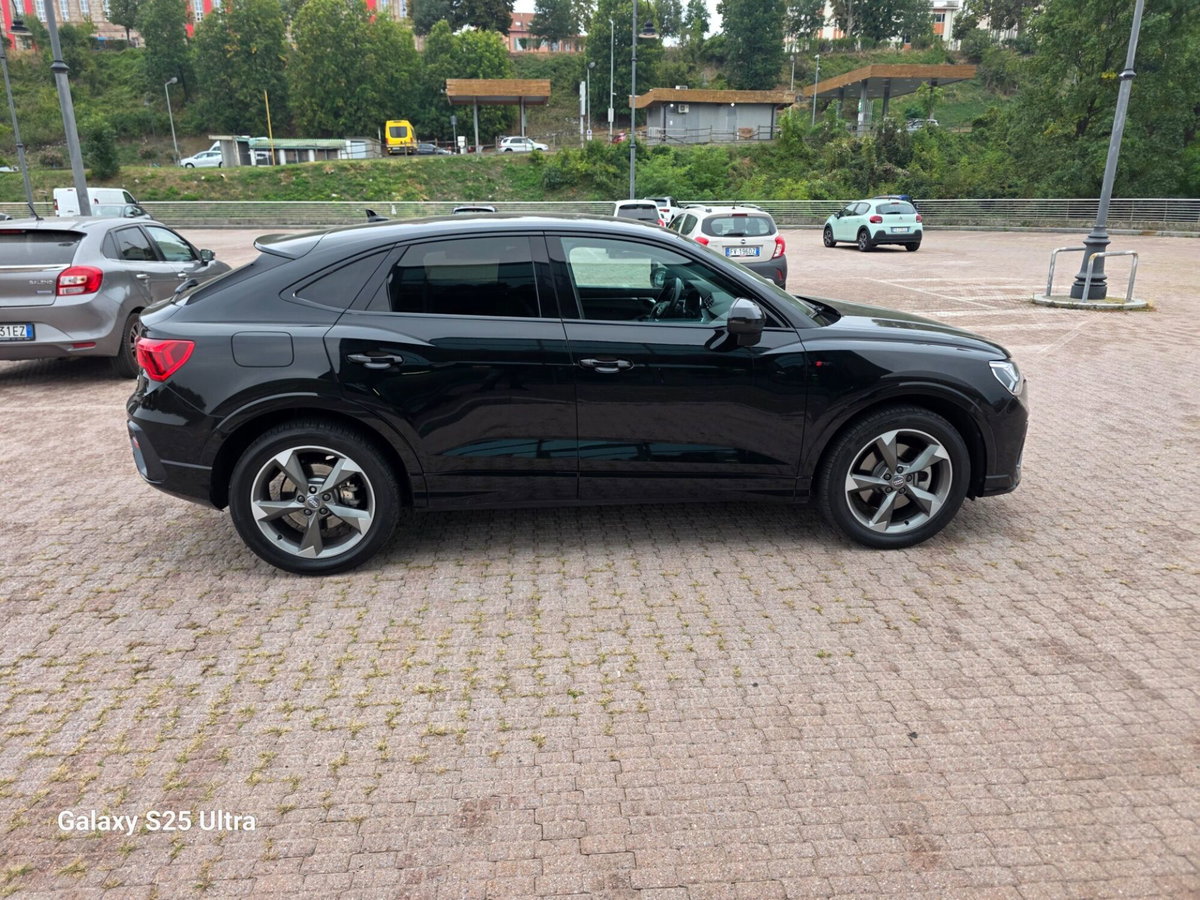 Audi Q3 45 TFSI quattro S tronic Business Advanced (9)