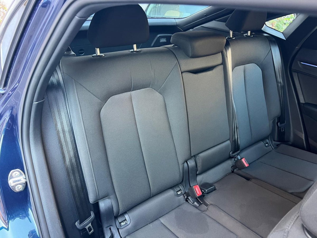 Audi Q3 Sportback 35 TDI quattro S tronic S line edition (16)