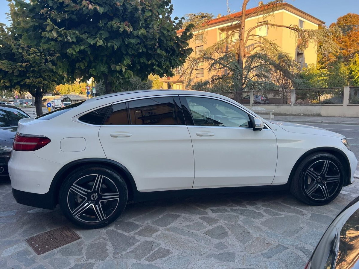 Mercedes-Benz GLC Coupé 250 d 4Matic Coupé Premium (6)