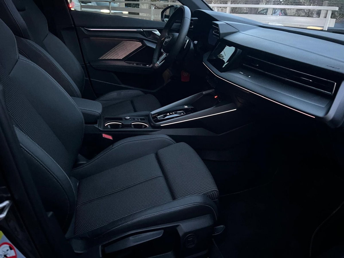 Audi A3 Sportback 30 TDI S tronic S line edition (16)