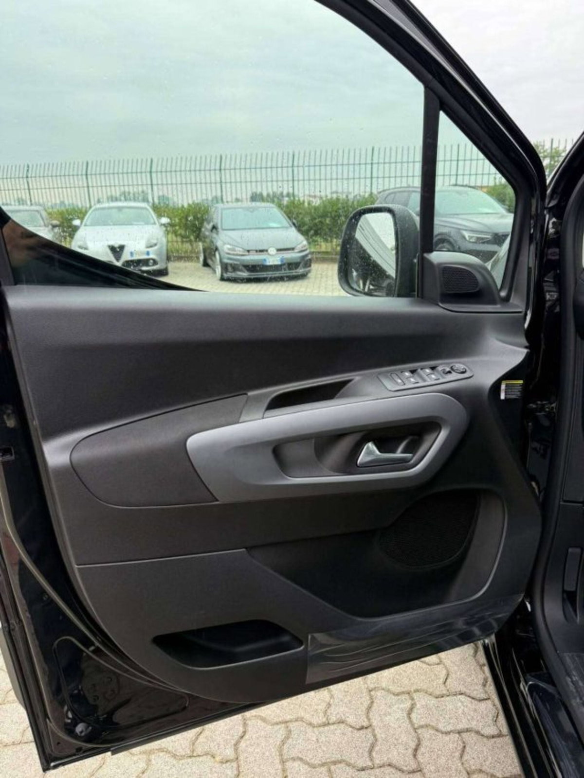 Citroen Berlingo 1.5 bluehdi M Max s&s 130cv eat8 (17)