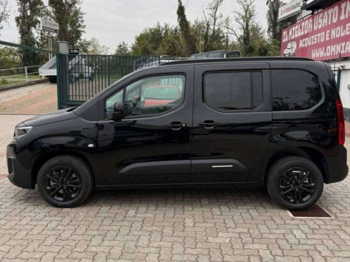 Citroen Berlingo 1.5 bluehdi M Max s&s 130cv eat8 (2)