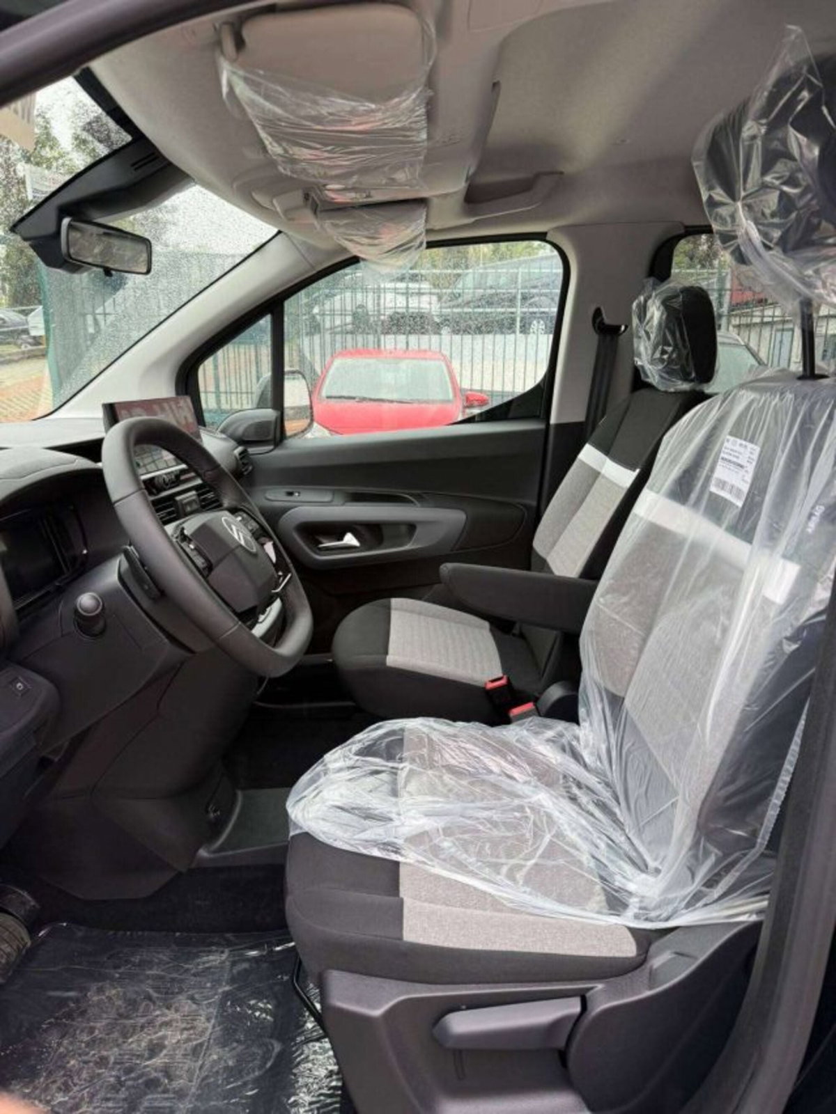 Citroen Berlingo 1.5 bluehdi M Max s&s 130cv eat8 (8)