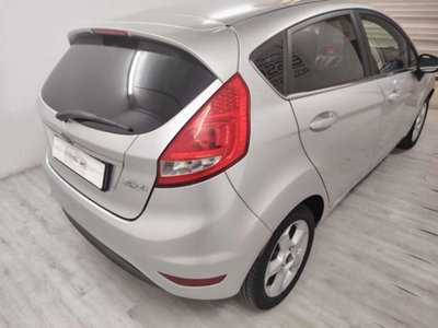 Ford Fiesta 1.2 82 CV 5 porte Titanium (3)
