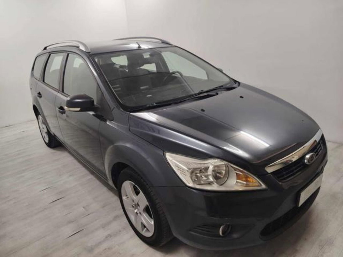 Ford Focus Station Wagon 1.6 TDCi (90CV) SW Tit. (2)