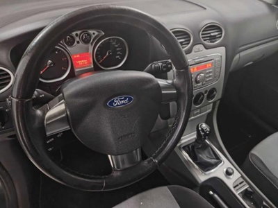 Ford Focus Station Wagon 1.6 TDCi (90CV) SW Tit. (6)