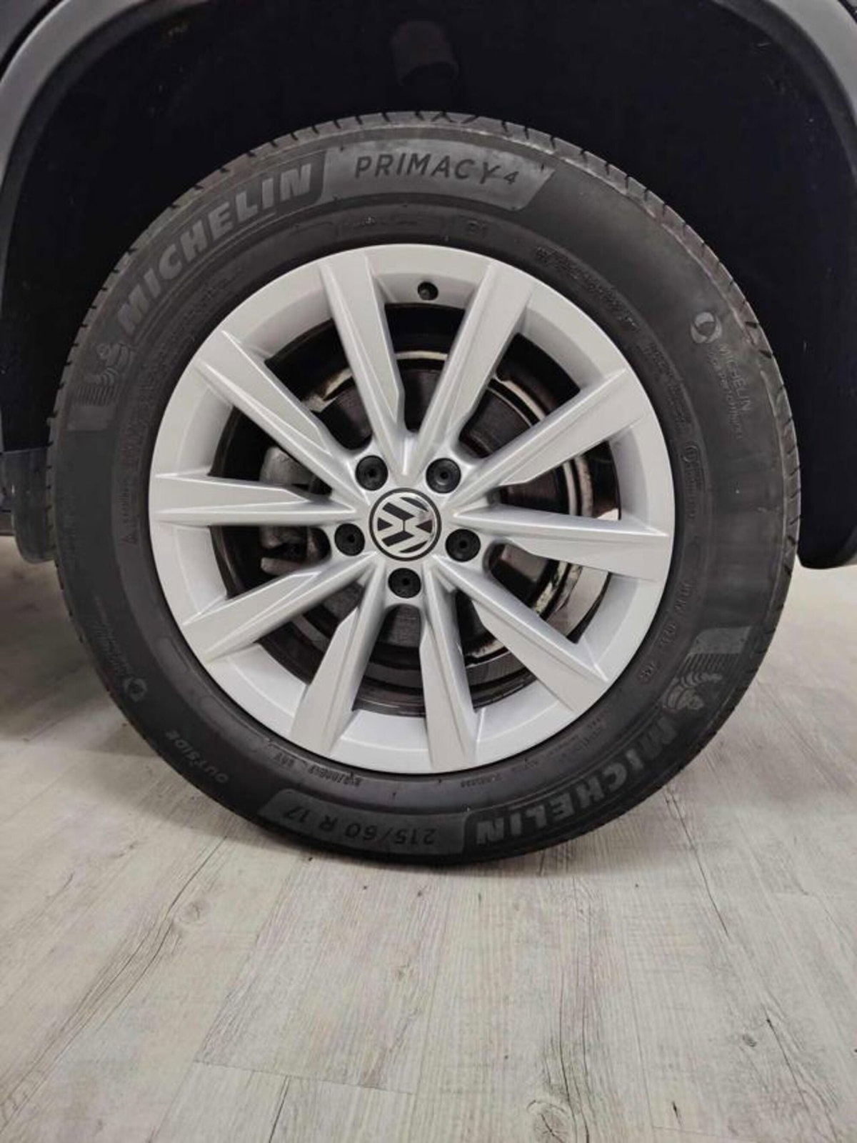 Volkswagen Tiguan 2.0 TDI 140 CV 4MOTION Sport & Style (8)
