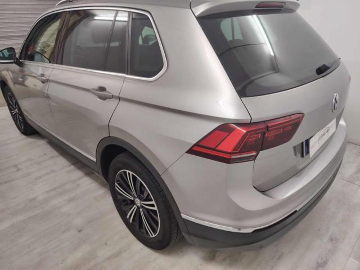 Volkswagen Tiguan 1.5 TSI 150 CV DSG ACT R-Line (4)