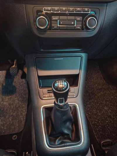 Volkswagen Tiguan 2.0 TDI 140 CV Sport & Style BlueMotion Technology (6)