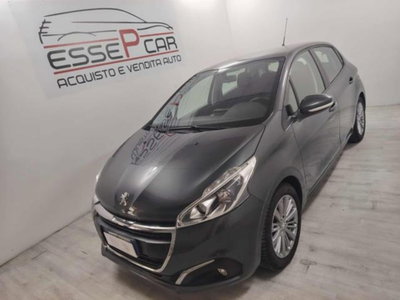 Peugeot 208 82 5 porte Active usata