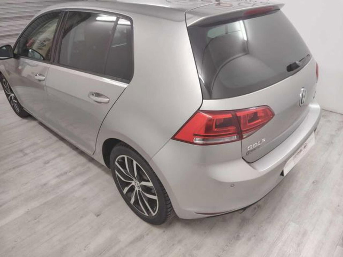 Volkswagen Golf 1.6 TDI 110 CV 5p. Comfortline BlueMotion (3)