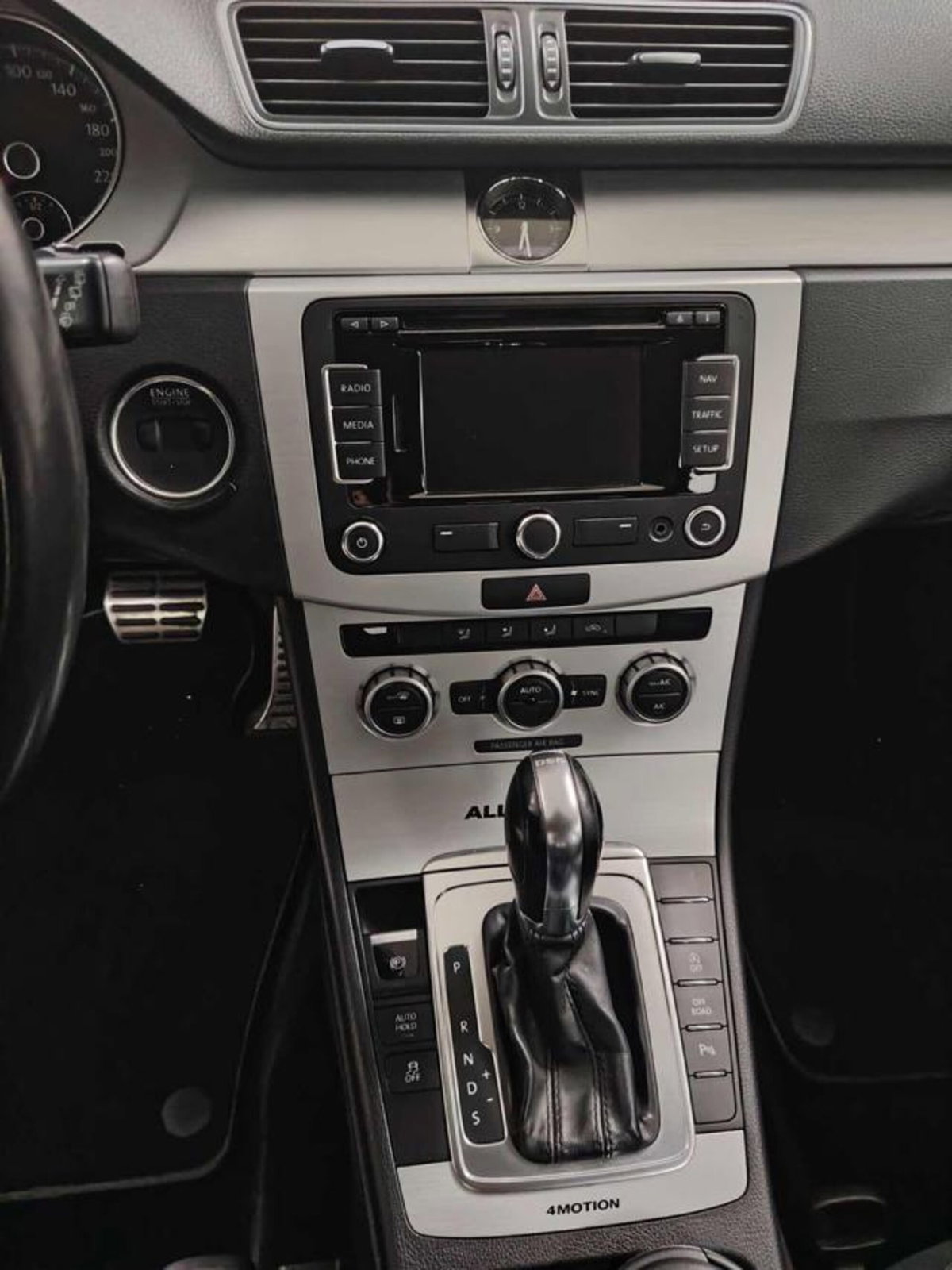 Volkswagen Passat Variant Var 2.0 TDI 177CV DSG High. BMT (7)