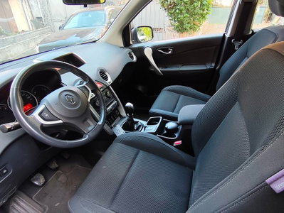 Renault Koleos 2.0 dCi 150CV 4X4 Dynamique (8)