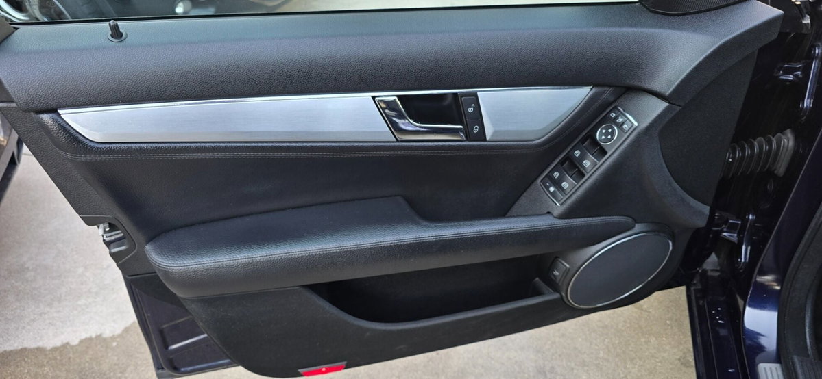 Mercedes-Benz Classe C 220 CDI Avantgarde (14)