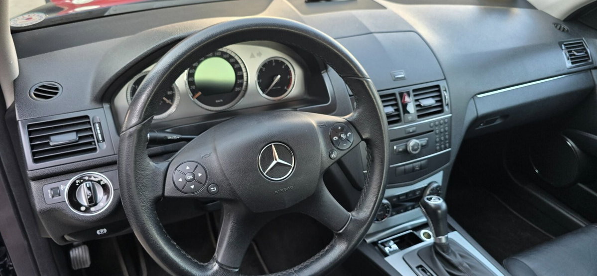 Mercedes-Benz Classe C 220 CDI Avantgarde (19)