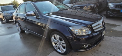 Mercedes-Benz Classe C 220 CDI Avantgarde (2)
